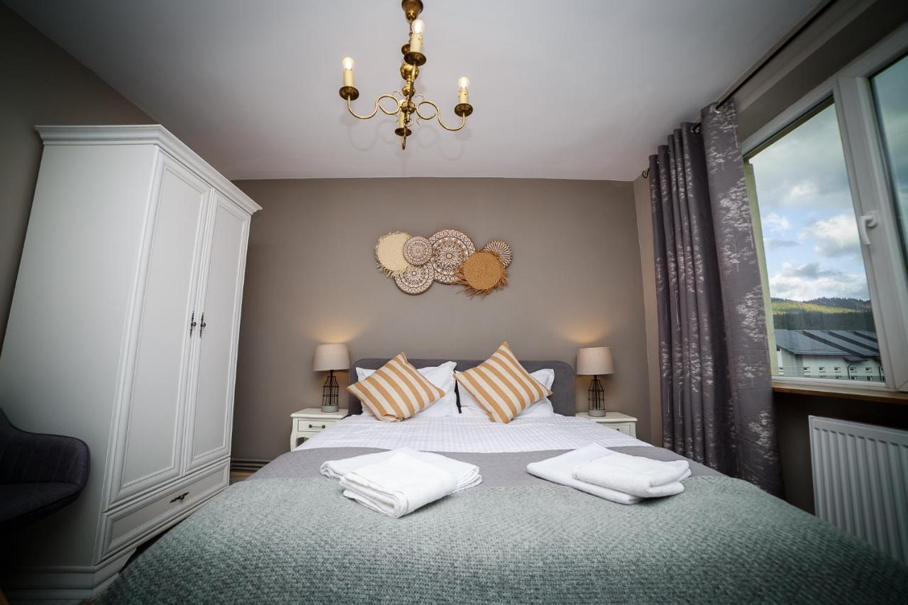 Exquisite 3 Room Apartment In The Heart Of Thetown Câmpulung Moldovenesc Buitenkant foto
